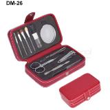 Set de manicure y accesorios para maquillaje con estuche de curpier