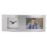 Reloj metálico con 
portarretrato 

