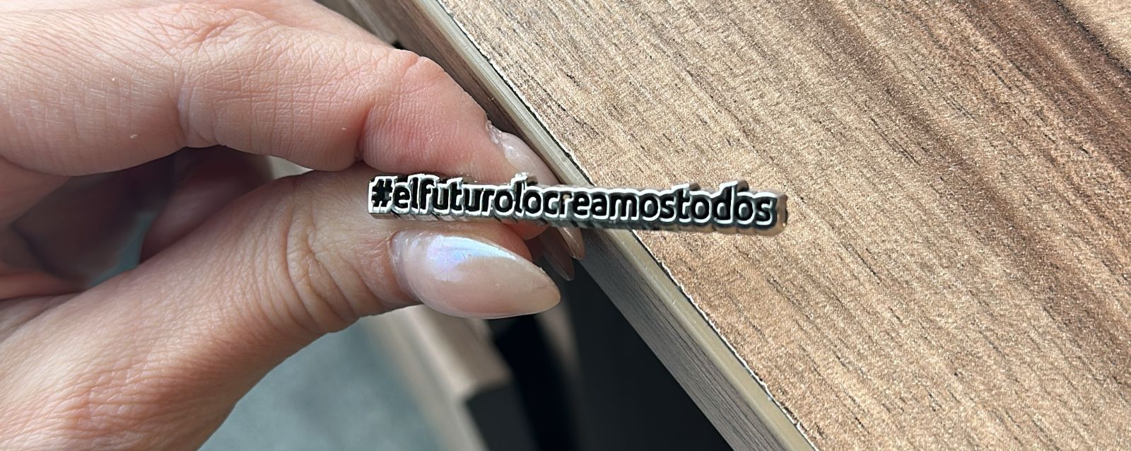 Pin Metalico Relieve  | Articulos Promocionales